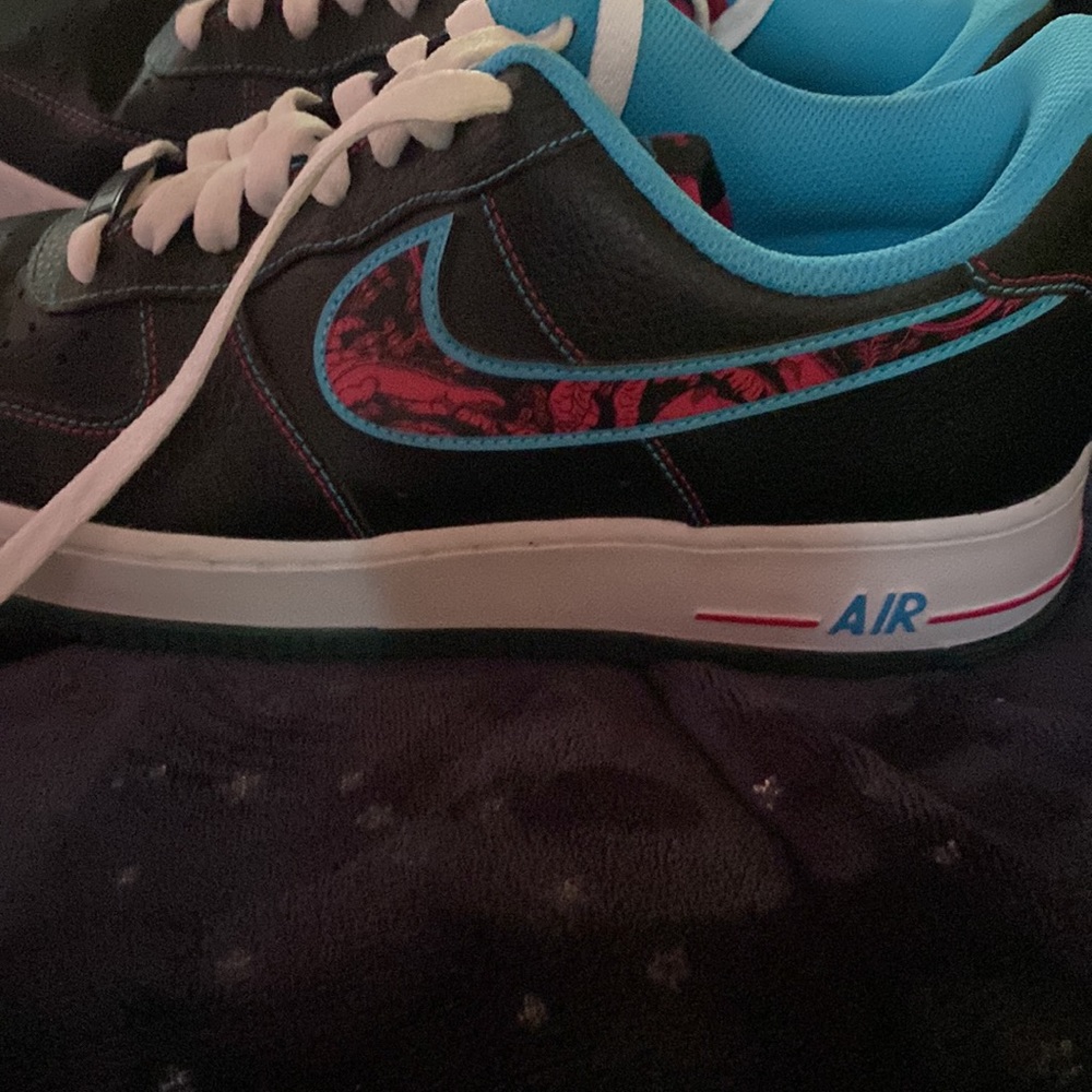 2021
Air Force 1 '07 LV8 'Miami Nights' Nike